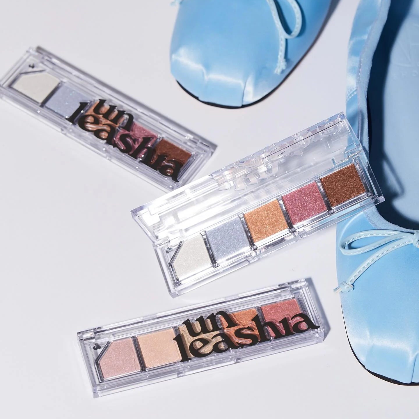 Unleashia - Mood Shower Face Palette Highlighter Version