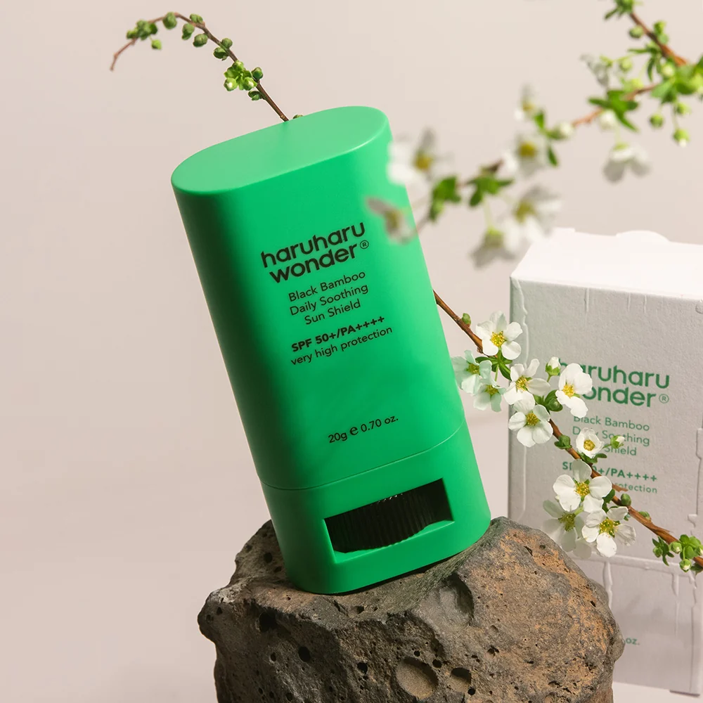 Haruharu wonder - Black Bamboo Daily Soothing Sun Shield